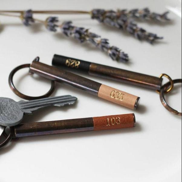 BRASS ROOM NO. KEY-HOLDER RUST BK829 - Key Holder