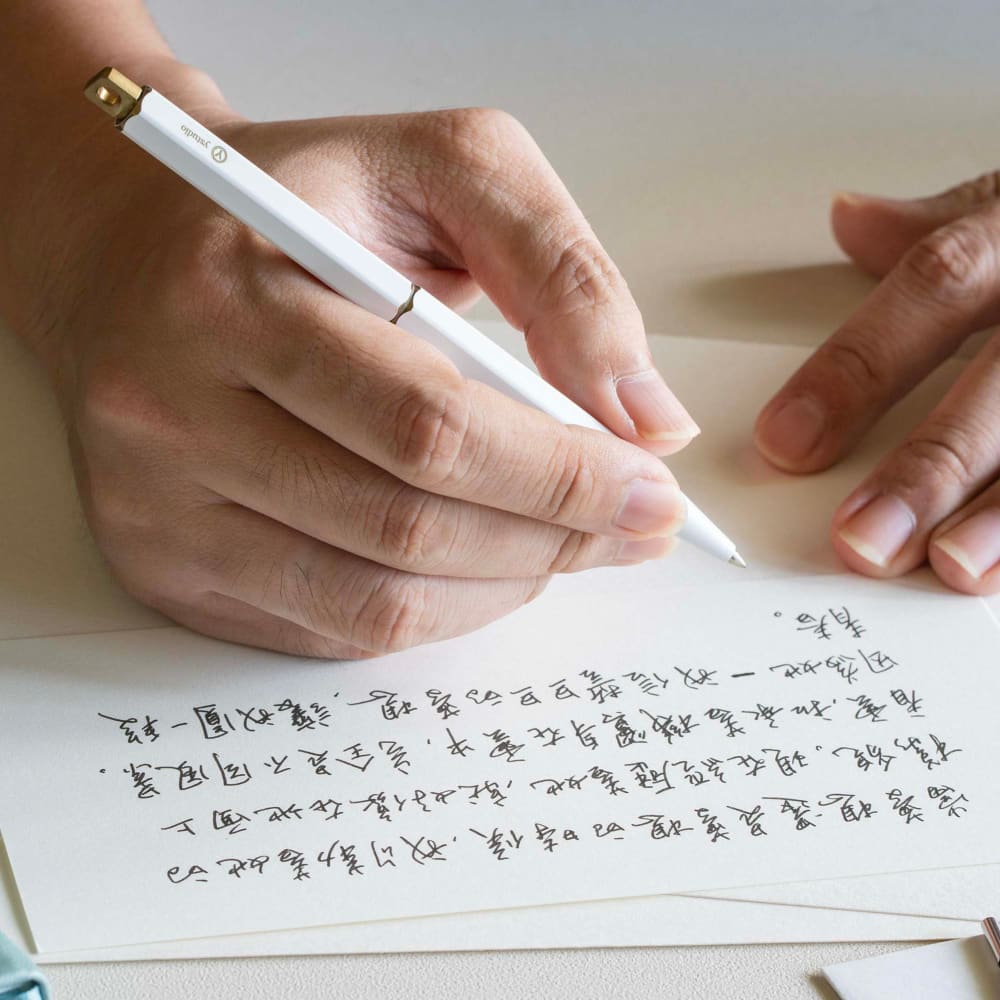 Classic Revolve-Portable Ballpoint Pen (White) - Foutain Pen