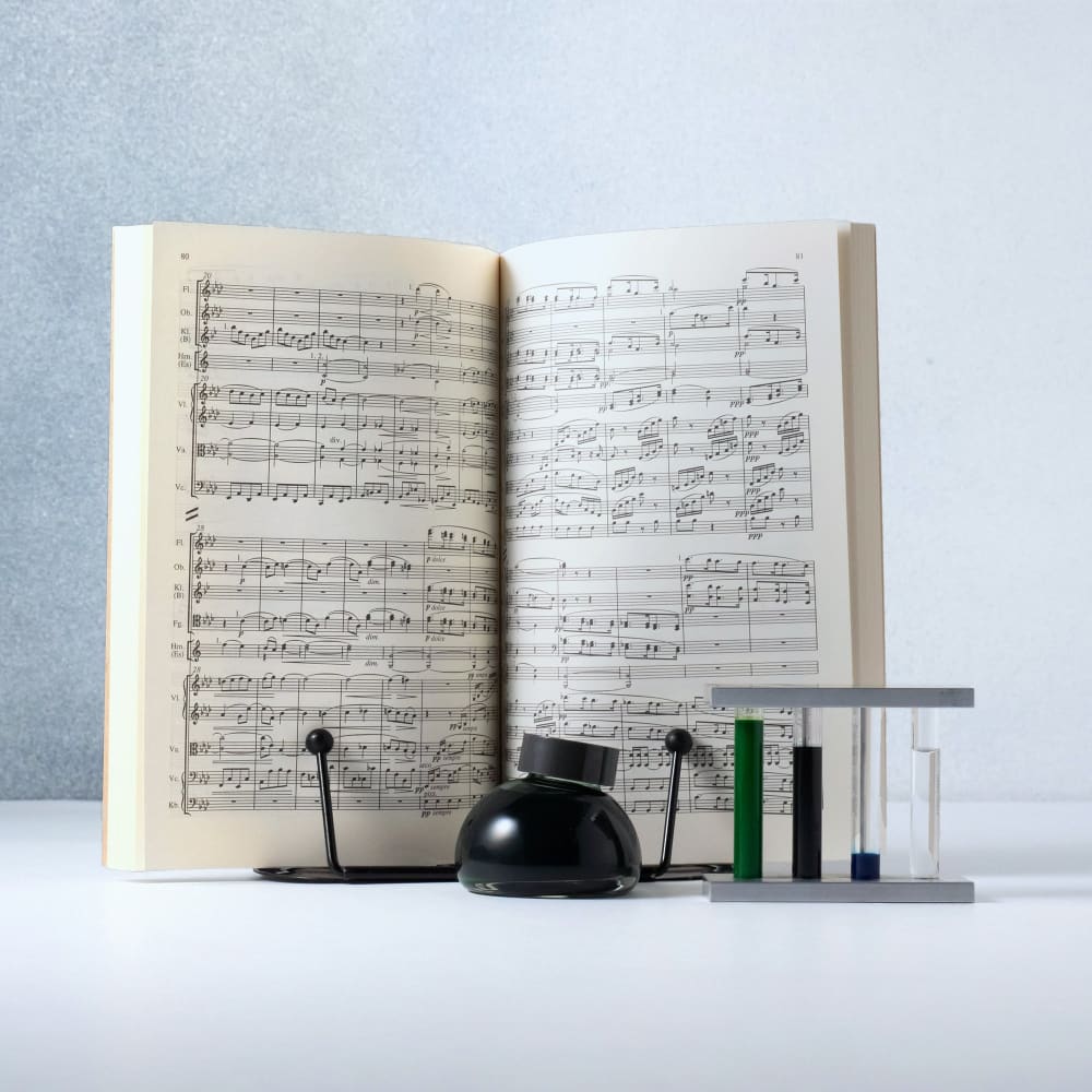 Colour specimen - Symphony - Ink