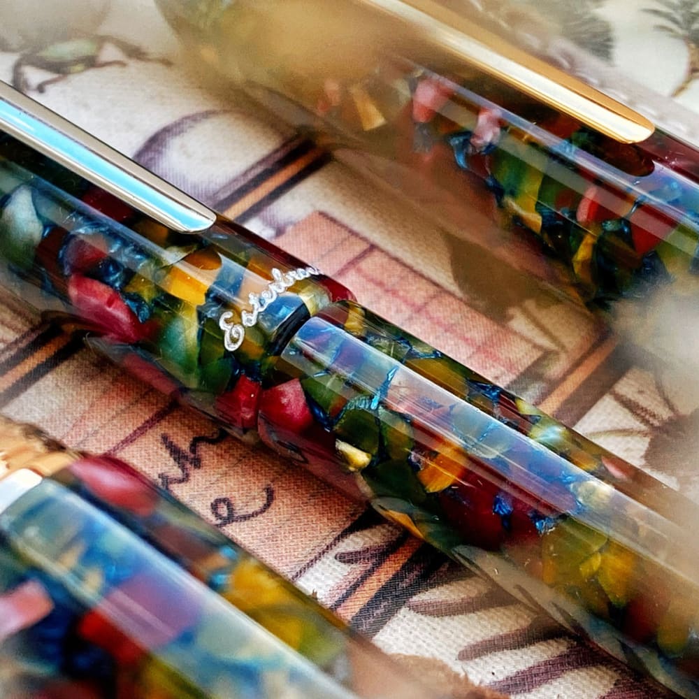 Estie Oversize Botanical Gardens Gold Trim - Fountain Pen