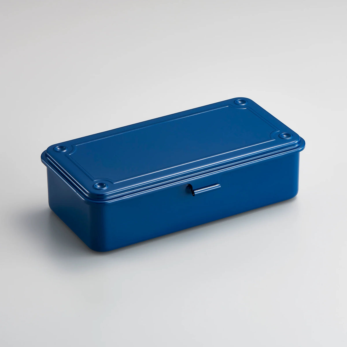 Toyo Steel T 190 Navy, seamless steel toolbox made in Japan