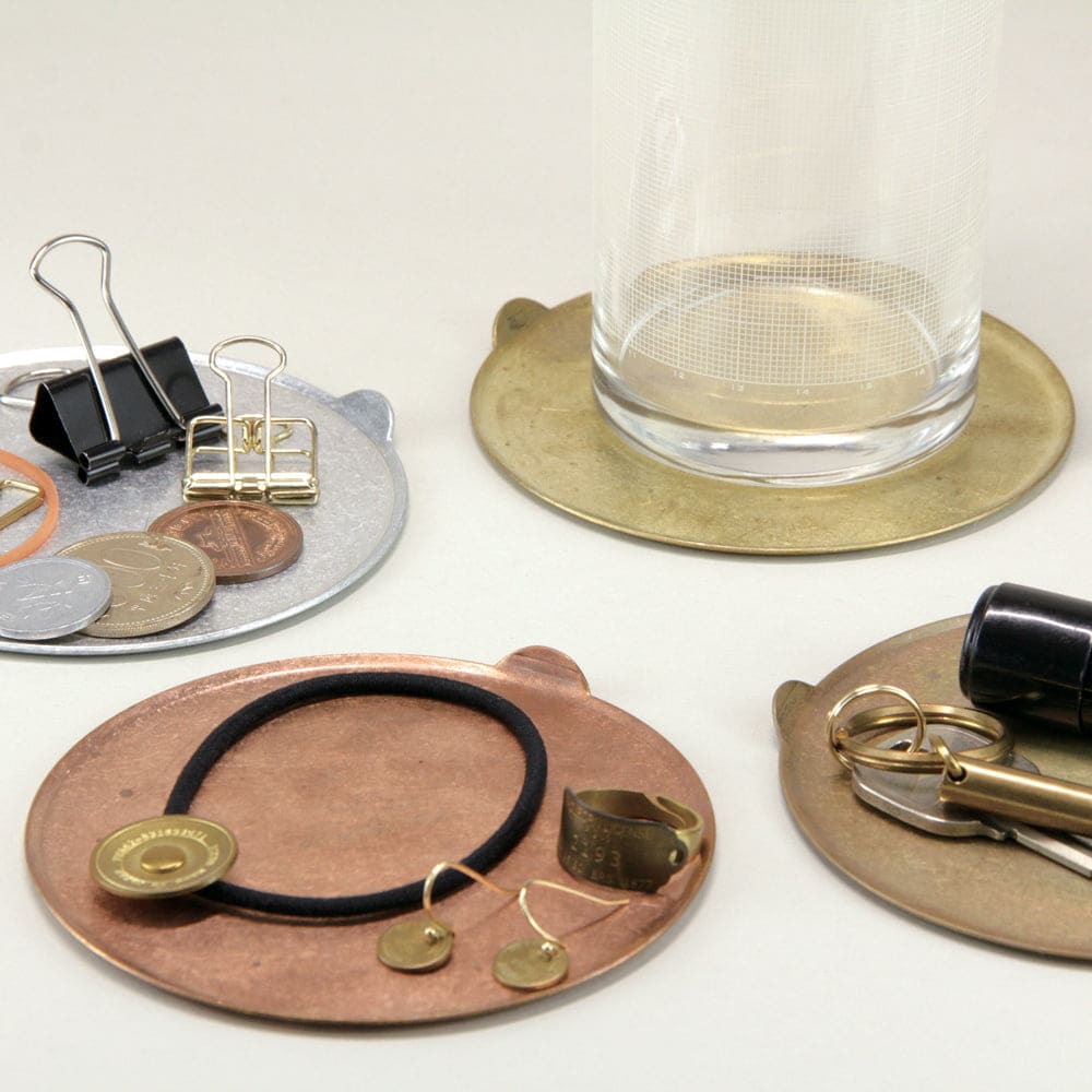 BRASS GRIP CIRCLE PLATE SOLID BRASS - Plate